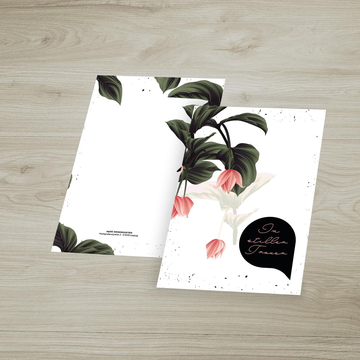 Nachhaltige, hochwertig gestaltete Trauerkarten mit floralen Illustrationen und elegantem Design.