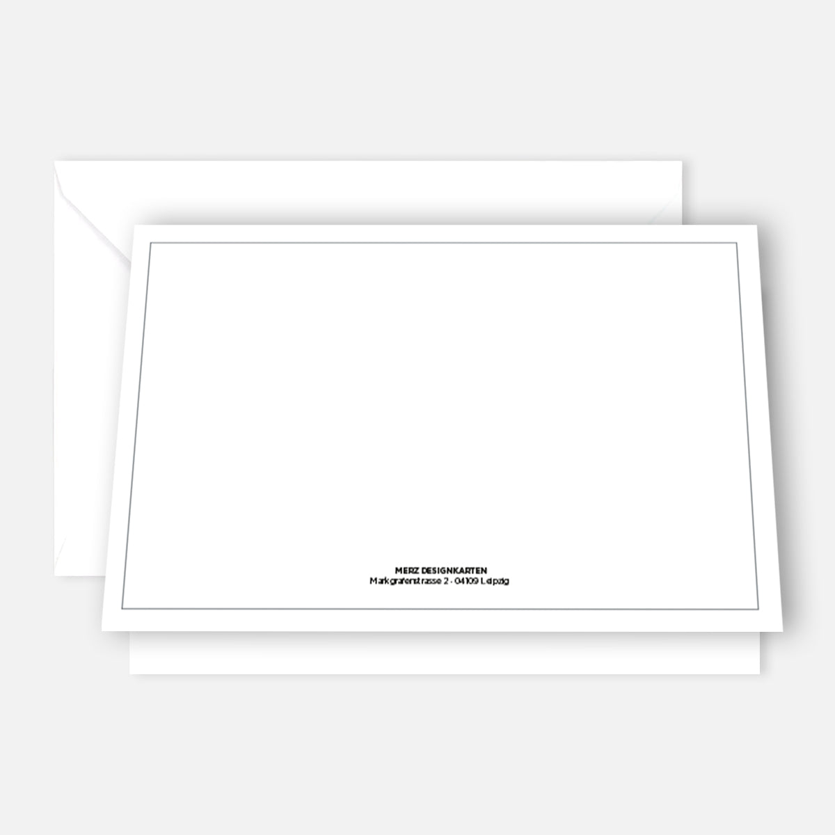 Weißes hochwertiges, nachhaltiges Klappkarten-Set mit Umschlägen und schlichtem Design.